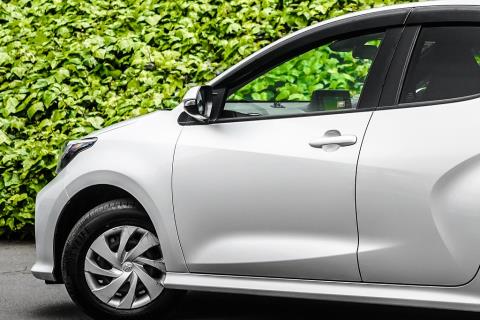 2020 Toyota Yaris Hybrid / Vitz - Thumbnail