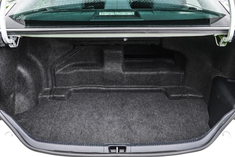 2013 Toyota Camry Hybrid