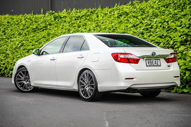 2013 Toyota Camry Hybrid