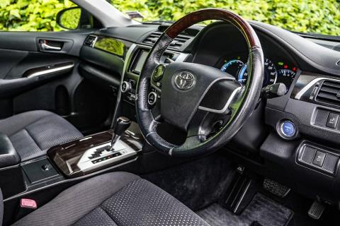 2013 Toyota Camry Hybrid - Thumbnail