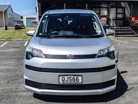 2012 Toyota Spade 1500cc - Thumbnail