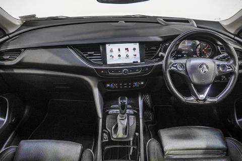 2019 Holden Commodore Calais V - Thumbnail