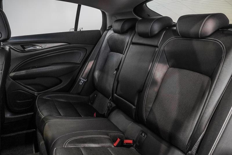 2019 Holden Commodore Calais V