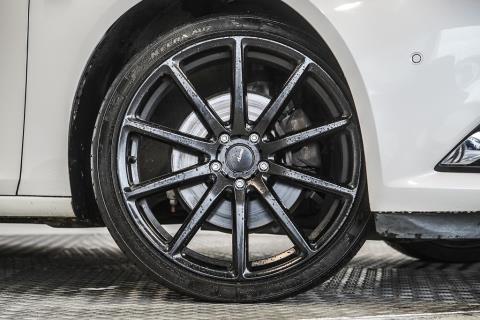 2019 Holden Commodore Calais V - Thumbnail