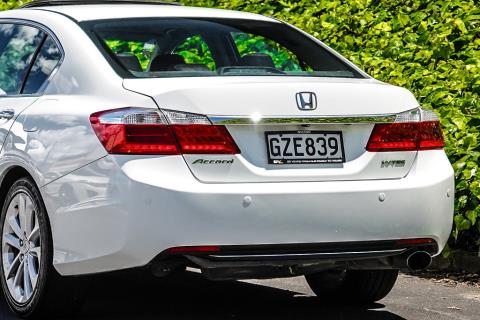 2013 Honda Accord i-VTEC NZ NEW - Thumbnail