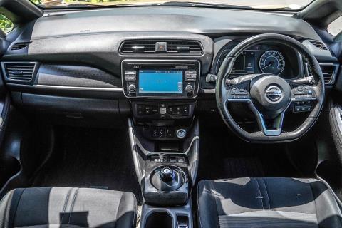 2017 Nissan Leaf 40X 85% SOH - Thumbnail