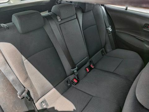 2020 Toyota Corolla Touring Hybrid - Thumbnail