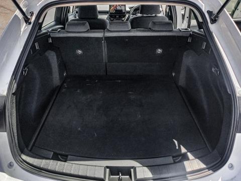 2020 Toyota Corolla Touring Hybrid - Thumbnail