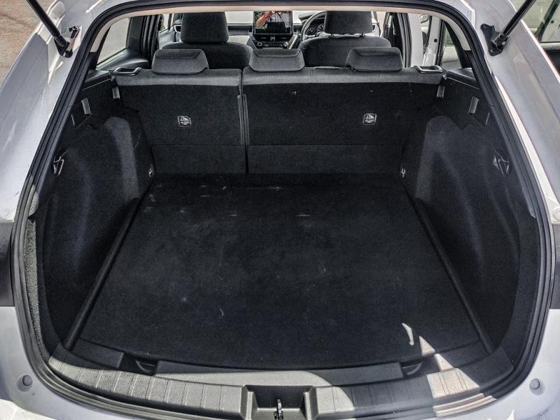 2020 Toyota Corolla Touring Hybrid