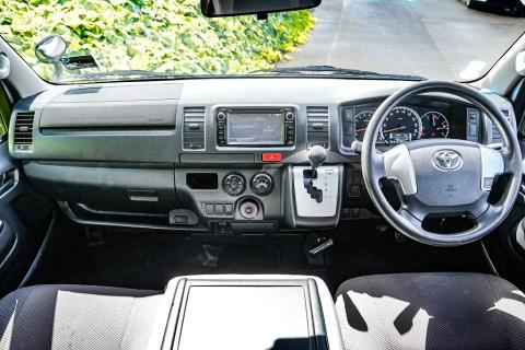 2019 Toyota Hiace GL 5 Door - Thumbnail