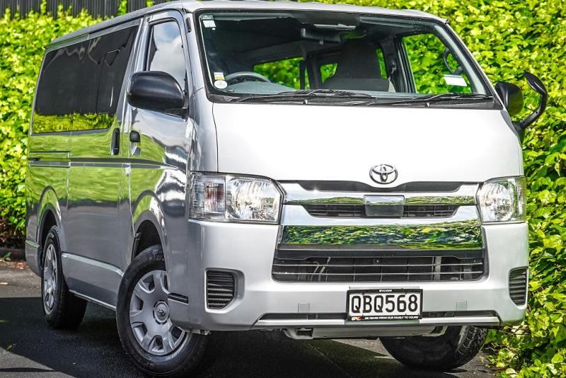 2019 Toyota Hiace GL 5 Door