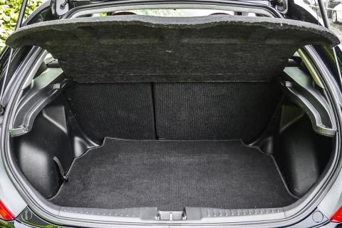 2002 Honda Civic Type R - Thumbnail