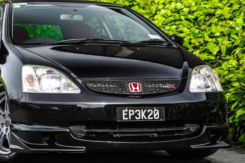 2002 Honda Civic Type R - Thumbnail