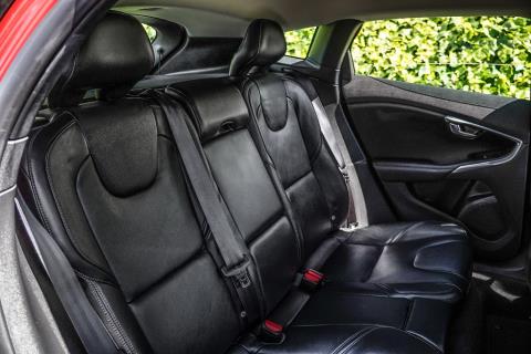 2014 Volvo V40 T4 Se - Thumbnail