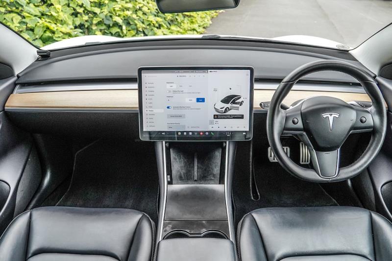 2020 Tesla Model 3 Performance