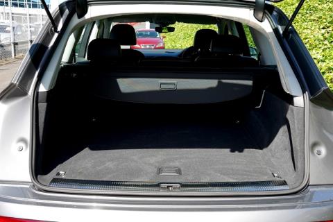 2016 Audi Q7 7 Seater 4WD - Thumbnail