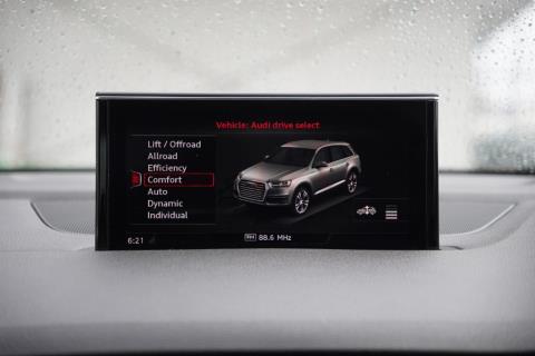 2016 Audi Q7 7 Seater 4WD - Thumbnail