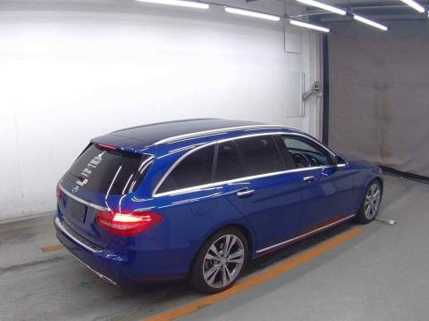 2016 Mercedes Benz C 350e - Thumbnail