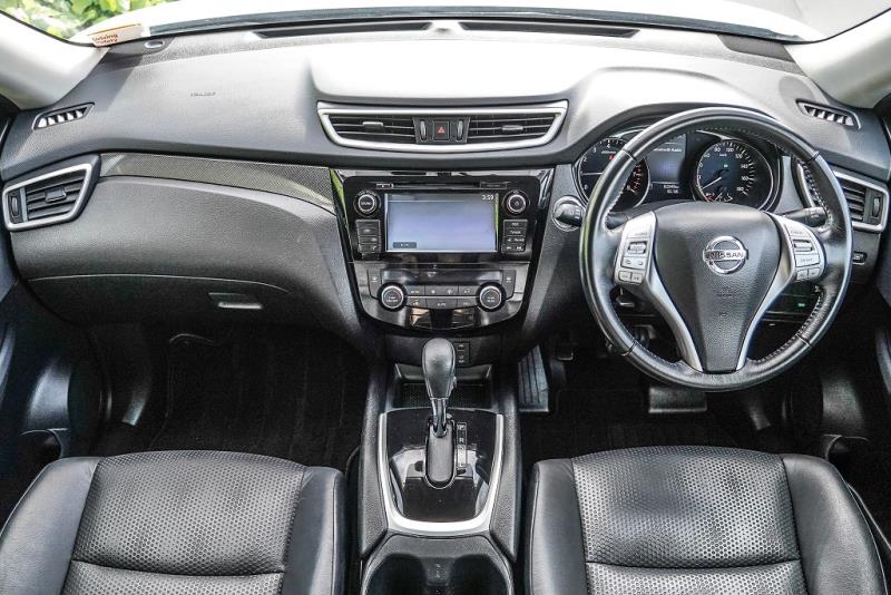 2015 Nissan X-Trail Hybrid