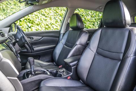 2015 Nissan X-Trail Hybrid - Thumbnail