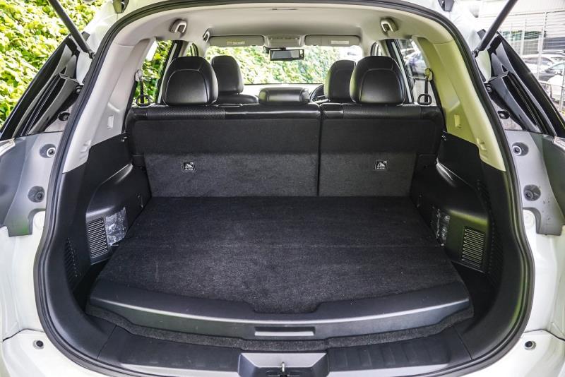 2015 Nissan X-Trail Hybrid