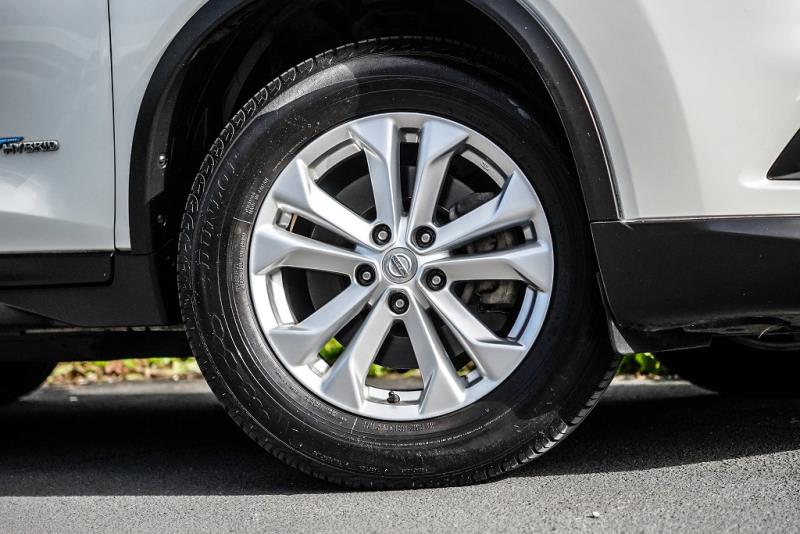 2015 Nissan X-Trail Hybrid