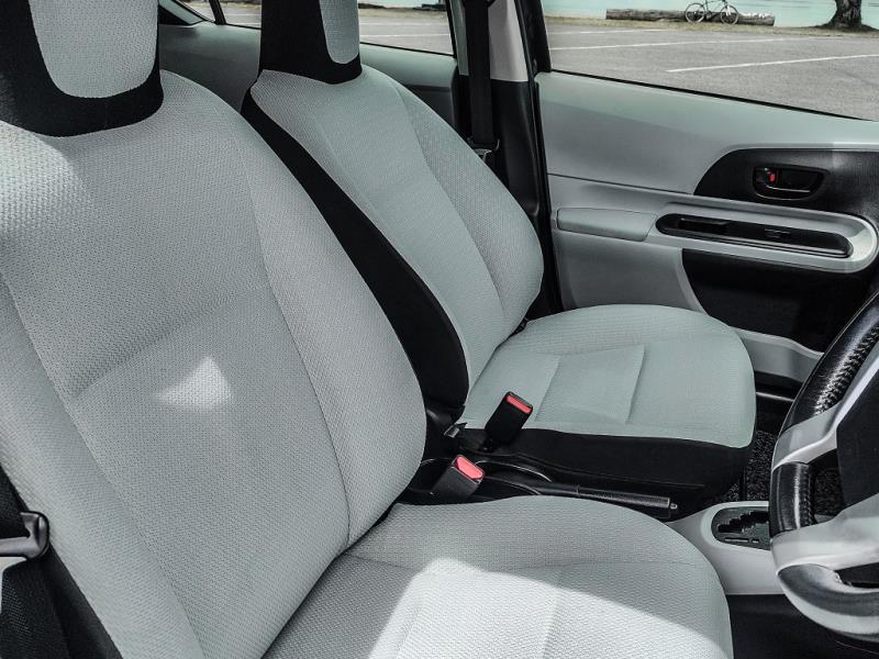 2012 Toyota Aqua Hybrid