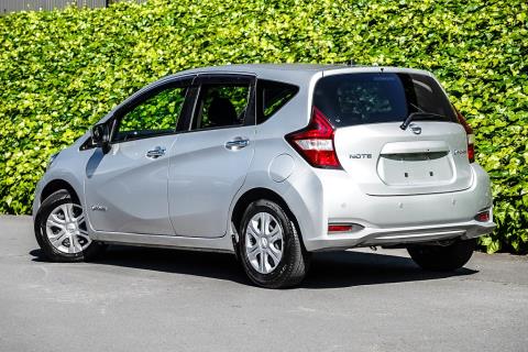 2020 Nissan Note e-Power B - Thumbnail