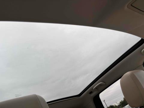 2016 Land Rover Discovery Sport HSE - Thumbnail