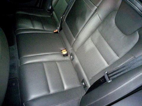 2018 Volvo V60 T5 Inscription - Thumbnail