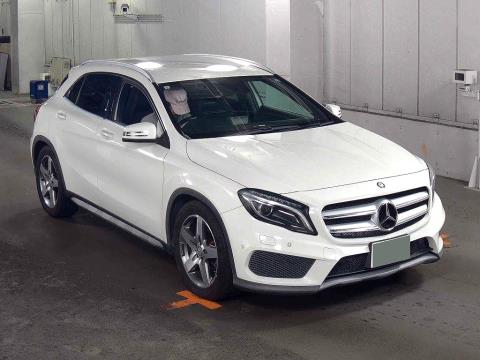 2014 Mercedes Benz GLA 180 - Thumbnail