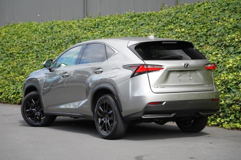 2014 Lexus NX 300H - Thumbnail