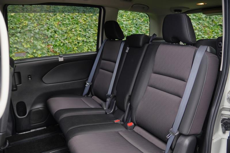 2018 Nissan Serena Hybird