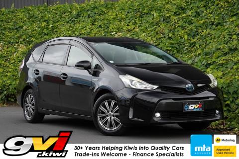 2014 Toyota Prius Alpha G Hybrid