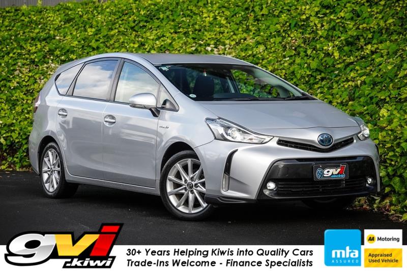 2014 Toyota Prius Alpha G Touring