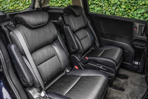 2017 Honda Odyssey Absolute Hybrid - Thumbnail