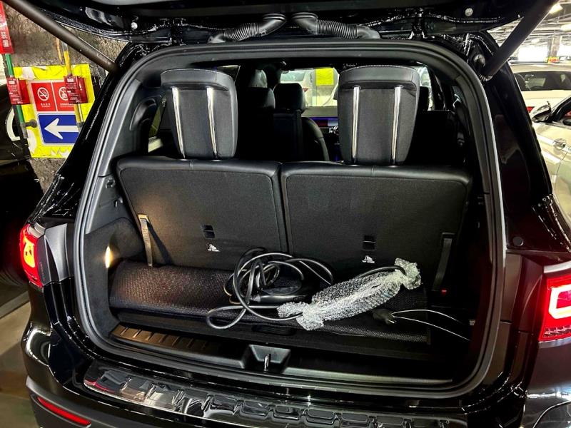 2022 Mercedes Benz EQB 350 4Matic AMG