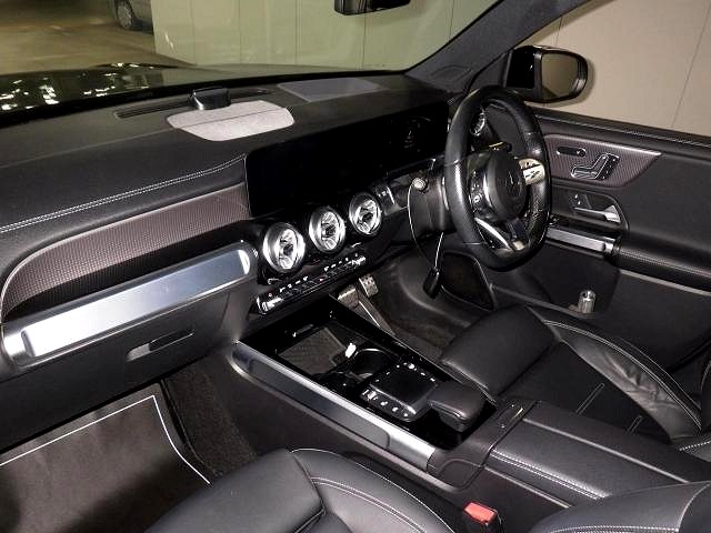 2022 Mercedes Benz EQB 350 4Matic AMG