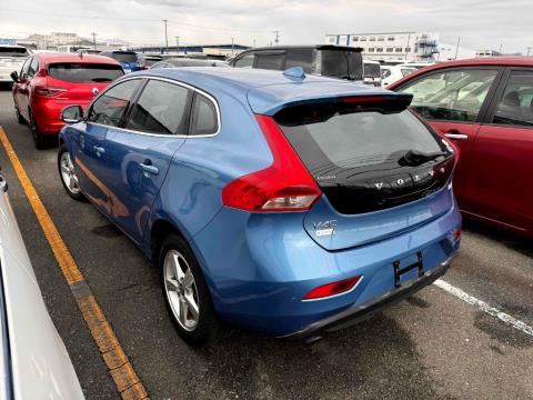 2015 Volvo V40 T4 - Thumbnail