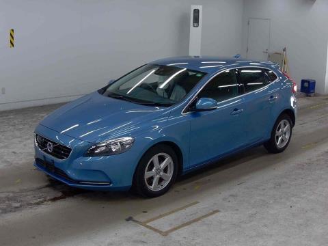 2015 Volvo V40 T4 - Thumbnail