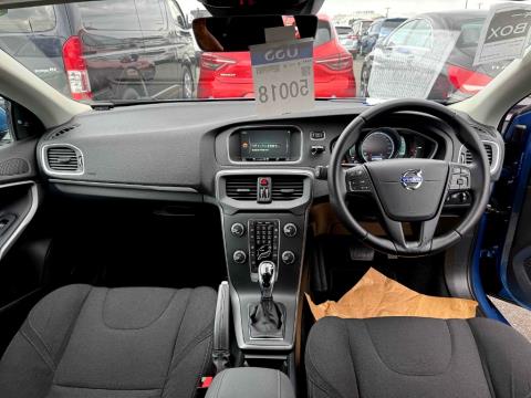 2015 Volvo V40 T4 - Thumbnail