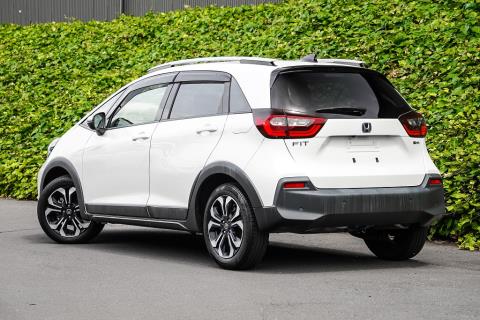 2020 Honda Fit Crosstar E:HEV - Thumbnail