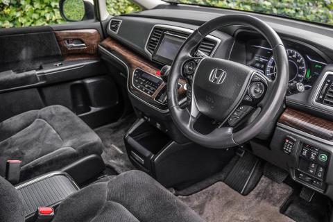 2017 Honda Odyssey Absolute Hybrid - Thumbnail