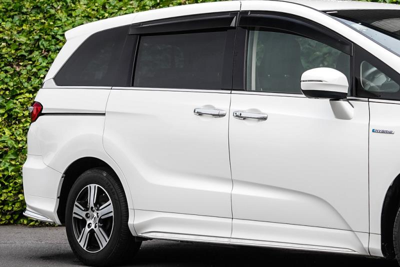 2017 Honda Odyssey Absolute Hybrid