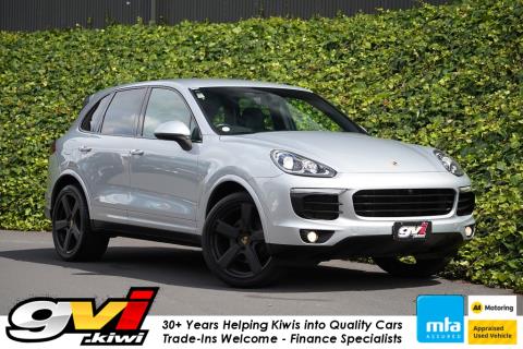 2017 Porsche Cayenne Platinum Edition - Thumbnail