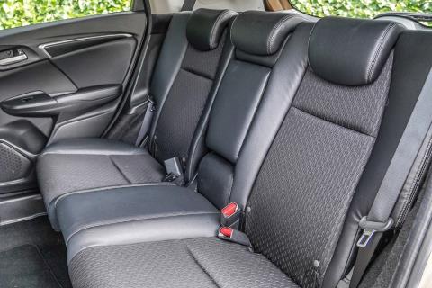 2013 Honda Fit Hybrid / Jazz RS - Thumbnail