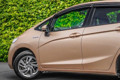 2013 Honda Fit Hybrid / Jazz RS - Thumbnail
