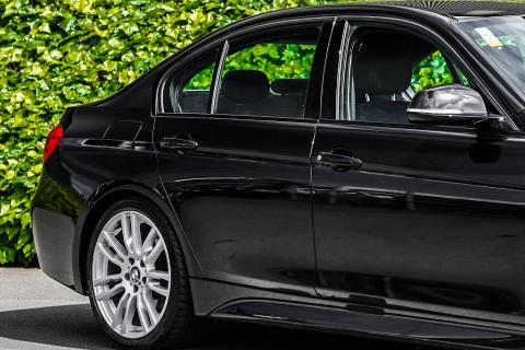 2013 BMW 320i M Sport - Thumbnail