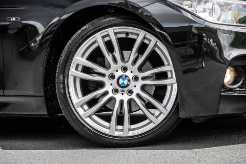 2013 BMW 320i M Sport - Thumbnail