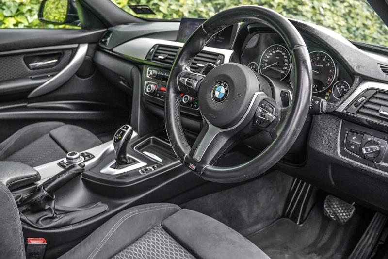 2013 BMW 320i M Sport